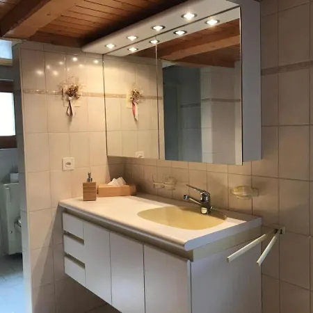 Chalet Alpenblick 4-bett Apartment *